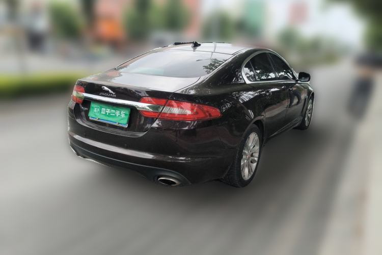 Used Jaguar XF 2015 XF 2.0T Luxury Edition Rear Right 45 Deg