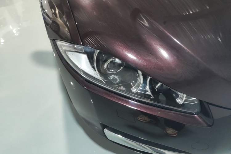 Used Jaguar XF 2015 XF 2.0T Prestige Edition Right Front Headlight
