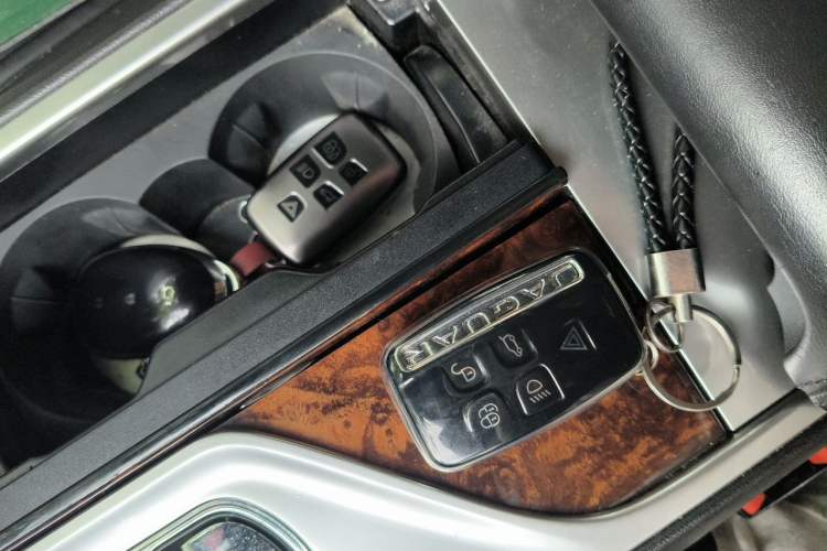 Used Jaguar XF 2015 XF 2.0T Luxury Edition Vehicle Key