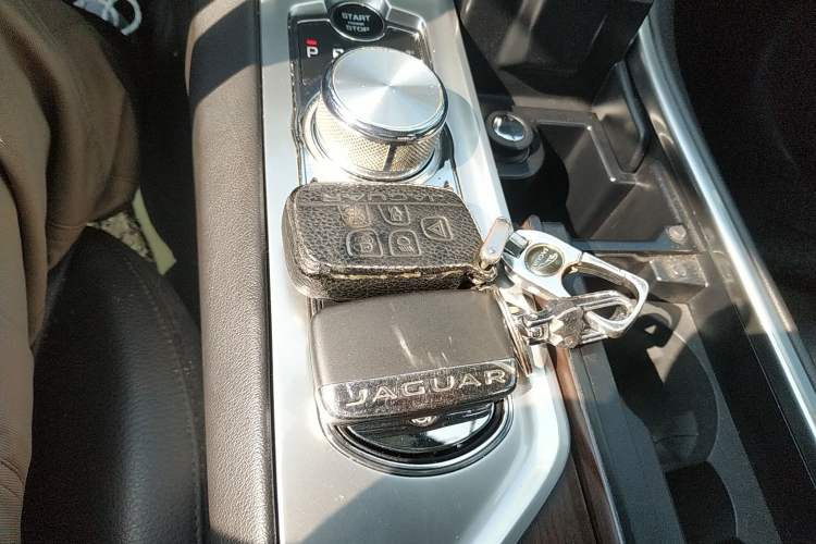 Used Jaguar XF 2015 XF 2.0T Prestige Edition Vehicle Key