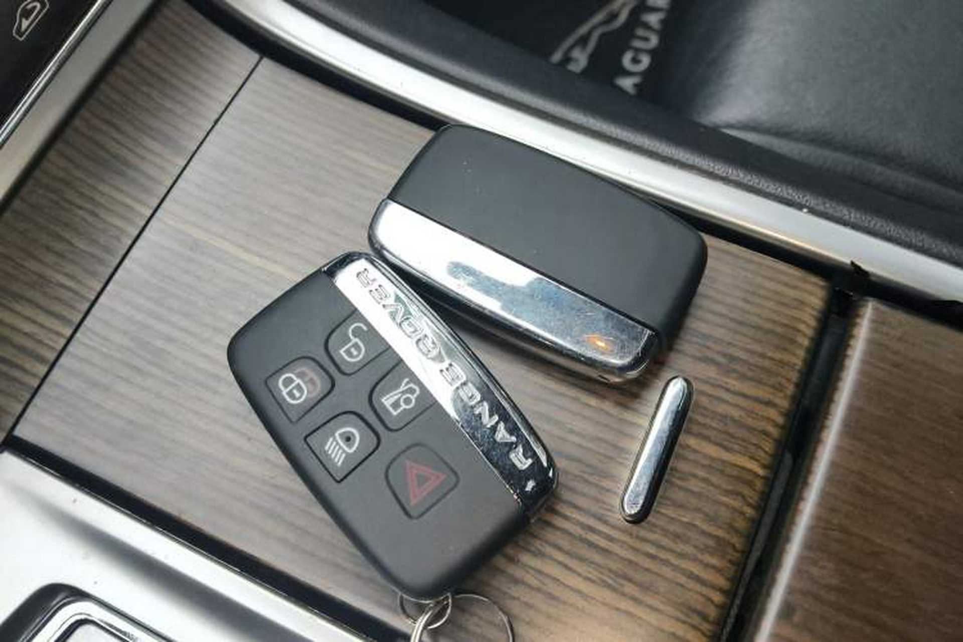 Used Jaguar XF 2015 XF 2.0T Sportbrake Luxury Edition Vehicle Key