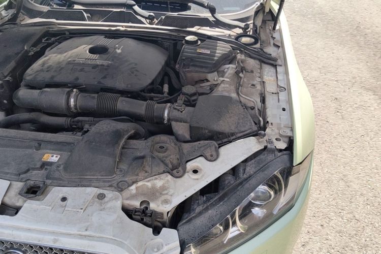 Used Jaguar XF 2015 XF 2.0T Prestige Edition Engine Bay Left