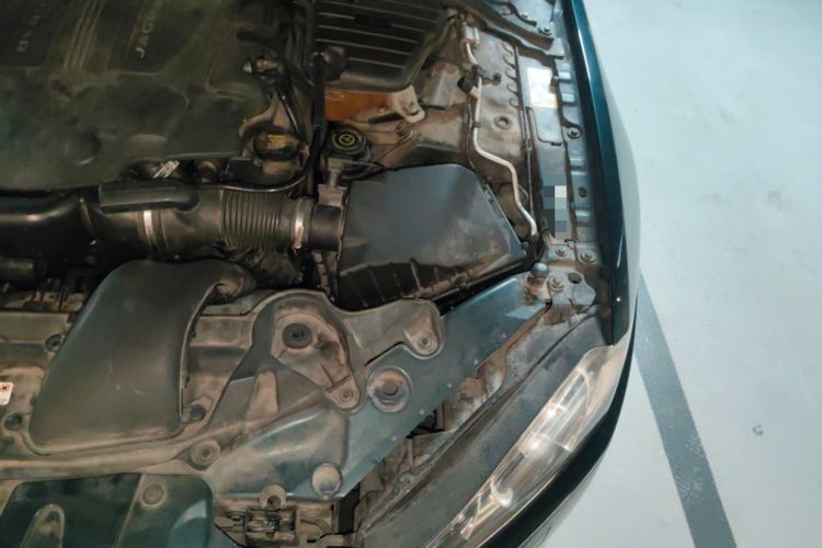 Used Jaguar XF 2015 XF 3.0 SC R-Sport Luxury Edition Engine Bay Left