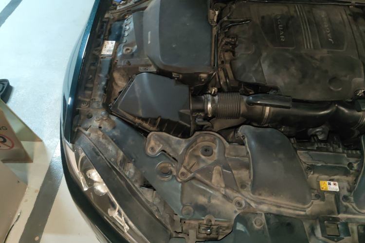 Used Jaguar XF 2015 XF 3.0 SC R-Sport Luxury Edition Engine Bay Right
