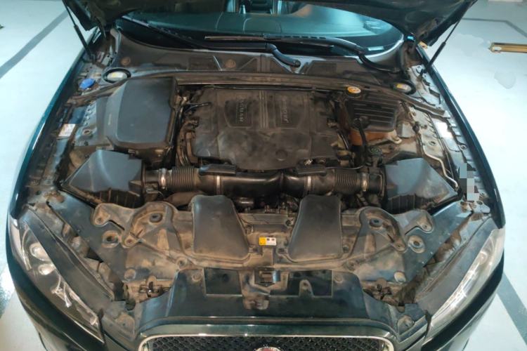 Used Jaguar XF 2015 XF 3.0 SC R-Sport Luxury Edition Engine Bay