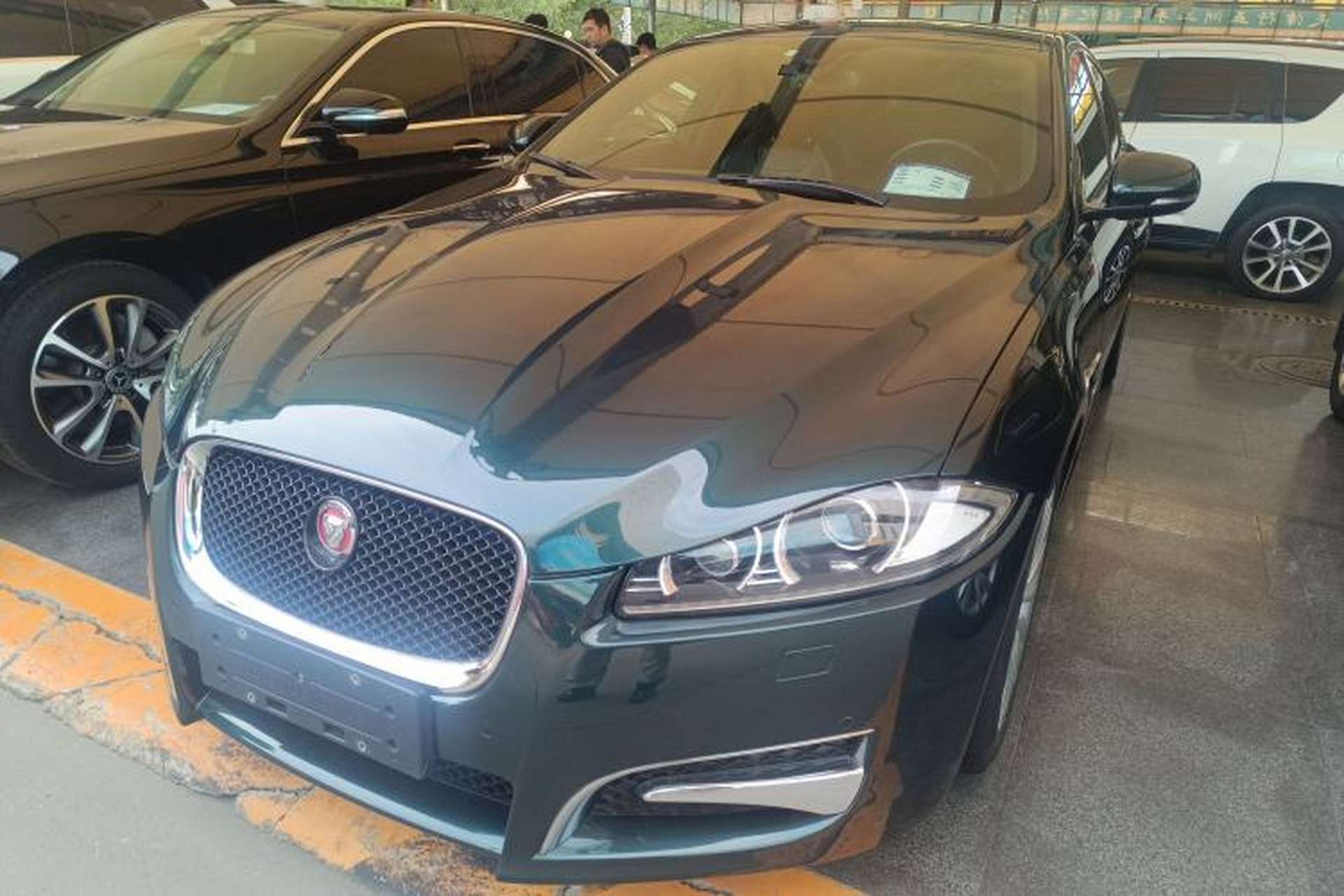 Used Jaguar XF 2015 XF 3.0 SC R-Sport Luxury Edition Front Left 45 Deg