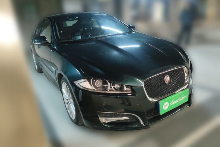 Used Jaguar XF 2015 XF 3.0 SC R-Sport Luxury Edition Front Right 45 Deg