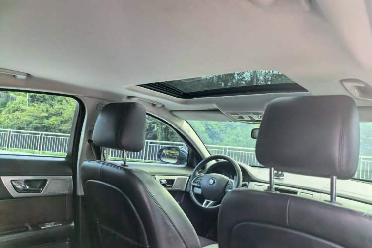 Used Jaguar XF 2015 XF 2.0T Prestige Edition Headliner