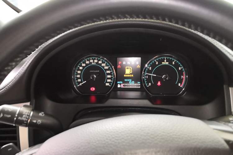 Used Jaguar XF 2015 XF 2.0T Prestige Edition Instrument Cluster