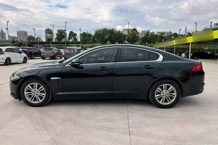 Used Jaguar XF 2015 XF 2.0T Prestige Edition Left Side