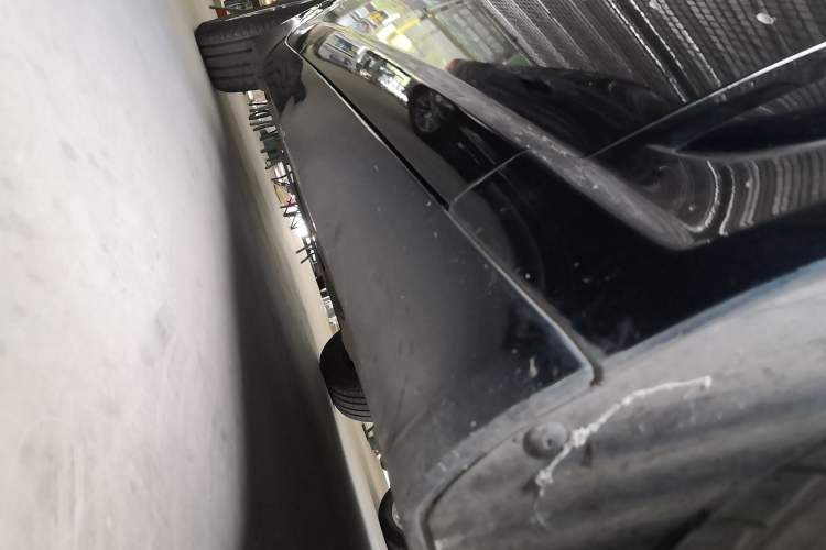 Used Jaguar XF 2015 XF 2.0T Prestige Edition Right Side Sill