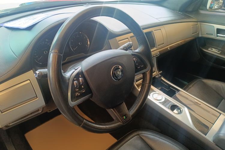 Used Jaguar XF 2015 XF 3.0 SC R-Sport Luxury Edition Steering Wheel