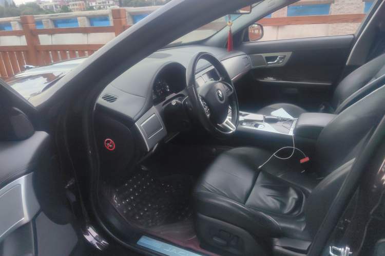 Used Jaguar XF 2015 XF 2.0T Prestige Edition Driver Seat
