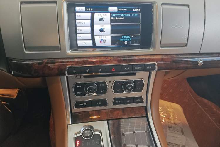 Used Jaguar XF 2015 XF 2.0T Luxury Edition Audio And AC Panel