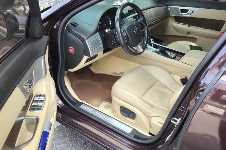 Used Jaguar XF 2015 XF 2.0T 80th Anniversary Collector's Edition Driver Seat