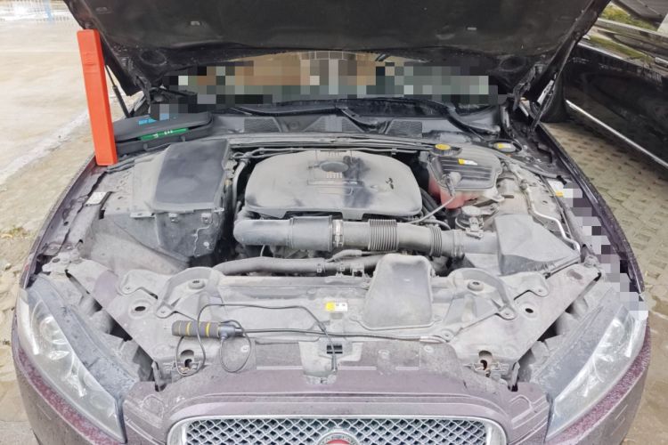 Used Jaguar XF 2015 XF 2.0T Luxury Edition Engine Bay