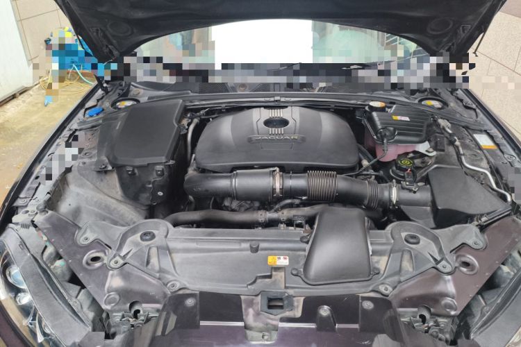Used Jaguar XF 2015 XF 2.0T Sportbrake Luxury Edition Engine Bay