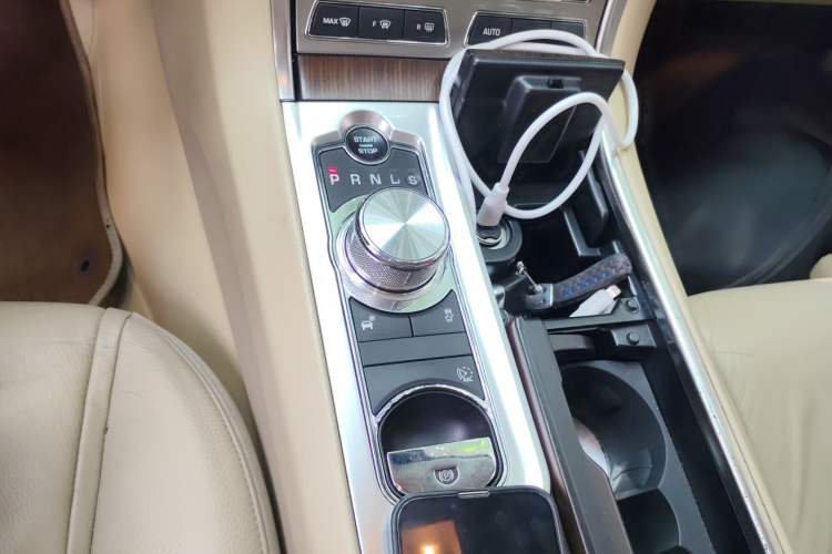 Used Jaguar XF 2015 XF 2.0T 80th Anniversary Collector's Edition Gear Lever