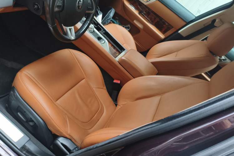 Used Jaguar XF 2015 XF 2.0T Sportbrake Luxury Edition Left Front Seat