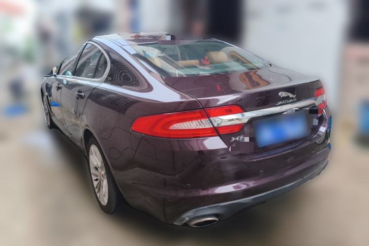 Used Jaguar XF 2015 XF 2.0T Sportbrake Luxury Edition Rear Left 45 Deg