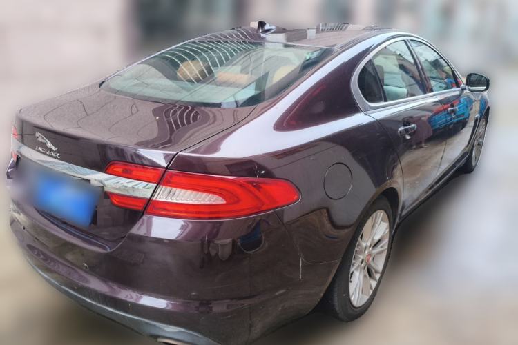 Used Jaguar XF 2015 XF 2.0T Sportbrake Luxury Edition Rear Right 45 Deg