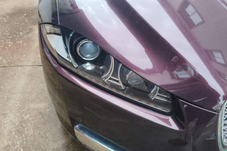 Used Jaguar XF 2015 XF 2.0T Sportbrake Luxury Edition Right Front Headlight
