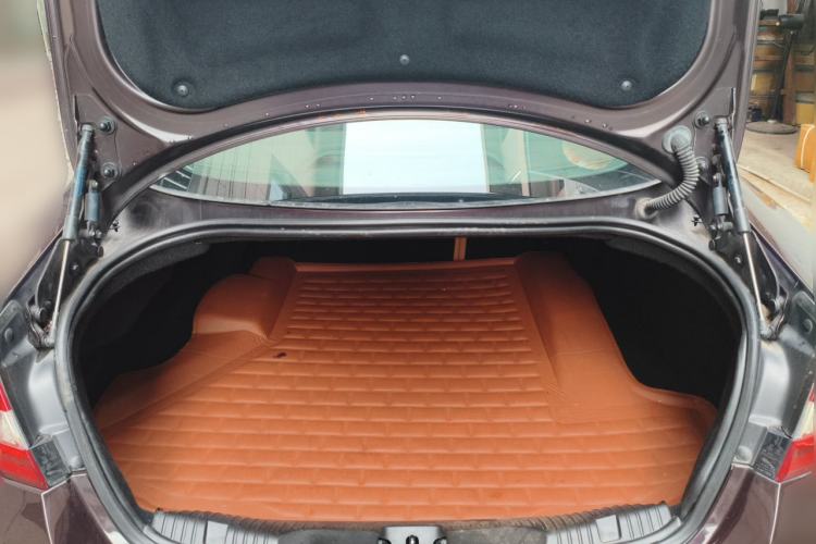 Used Jaguar XF 2015 XF 2.0T Sportbrake Luxury Edition Trunk