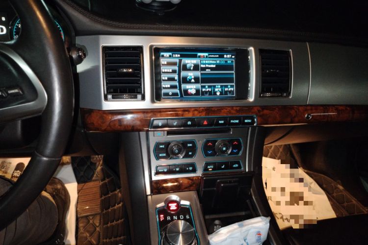 Used Jaguar XF 2015 XF 2.0T Prestige Edition Audio And AC Panel