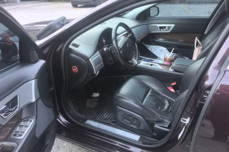 Used Jaguar XF 2015 XF 2.0T Prestige Edition Driver Seat