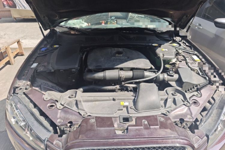 Used Jaguar XF 2015 XF 2.0T Luxury Edition Engine Bay