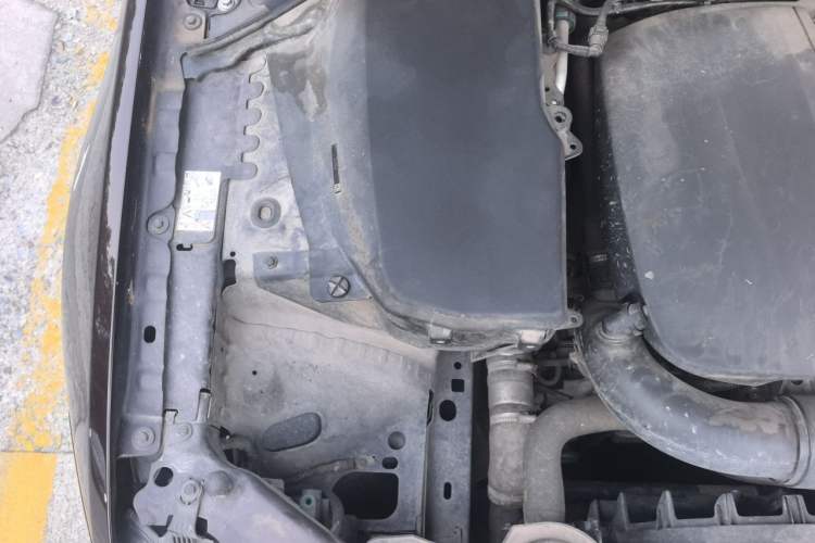 Used Jaguar XF 2015 XF 2.0T Prestige Edition Engine Bay Right