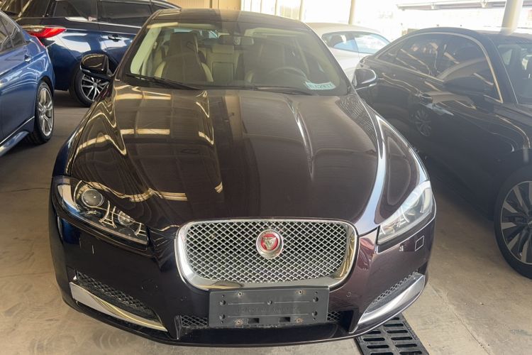Used Jaguar XF 2015 XF 2.0T 80th Anniversary Limited Edition Luxury Model Exterior 1