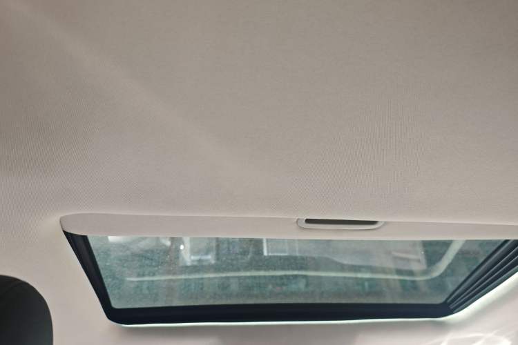 Used Jaguar XF 2015 XF 2.0T Luxury Edition Headliner