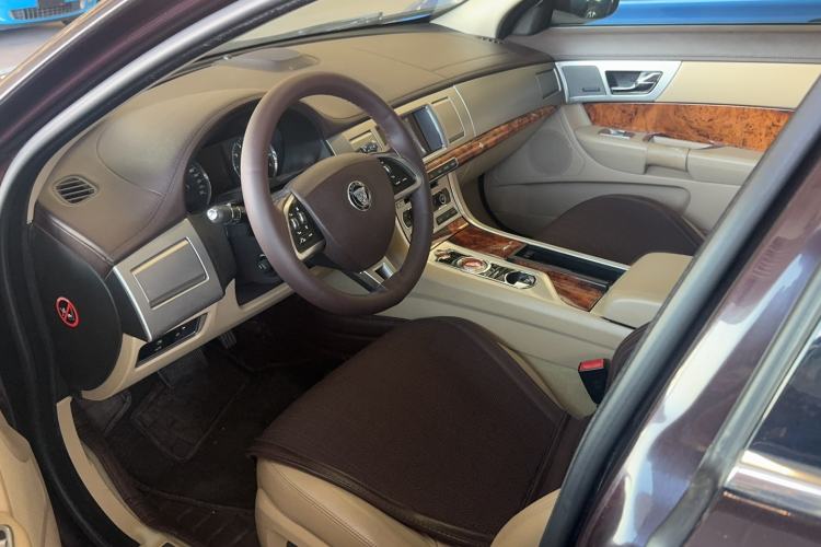 Used Jaguar XF 2015 XF 2.0T 80th Anniversary Limited Edition Luxury Model Interior 1