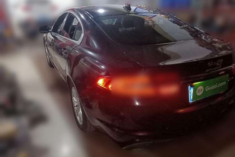 Used Jaguar XF 2015 XF 2.0T Prestige Edition Rear Left 45 Deg