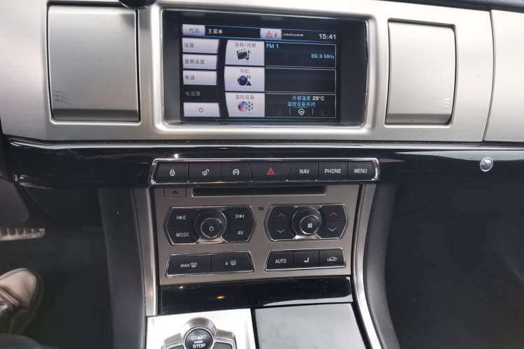 Used Jaguar XF 2015 XF 3.0 SC R-Sport Luxury Edition Audio And AC Panel