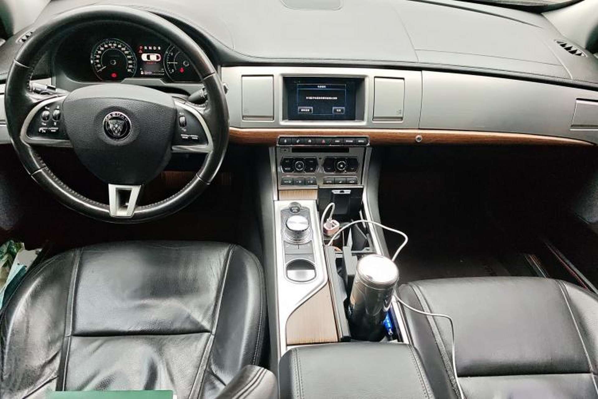 Used Jaguar XF 2015 XF 2.0T 80th Anniversary Collector's Edition Center Console