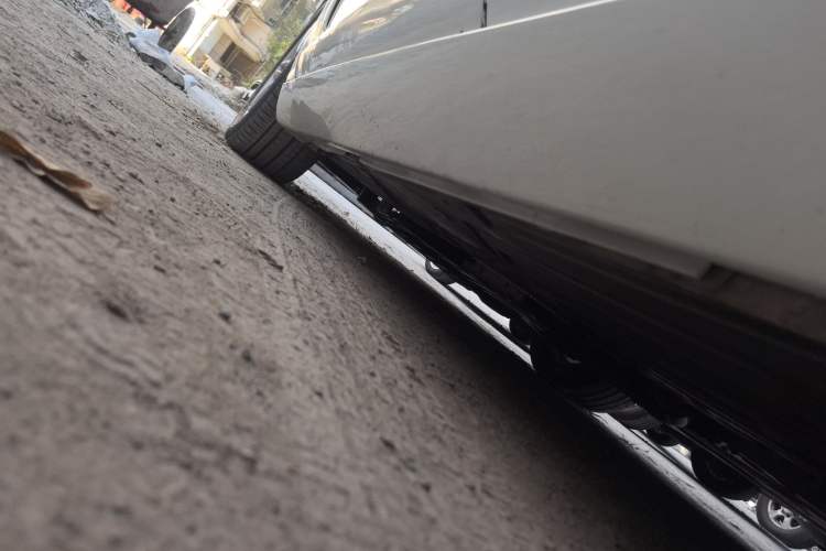 Used Jaguar XF 2015 XF 2.0T 80th Anniversary Collector's Edition Chassis Rear Left