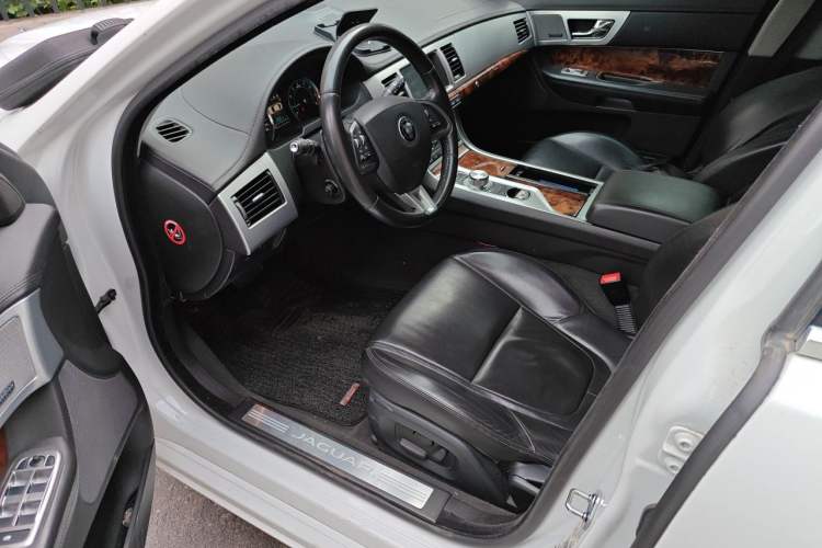 Used Jaguar XF 2015 XF 2.0T 80th Anniversary Limited Edition Luxury Model Driver Seat