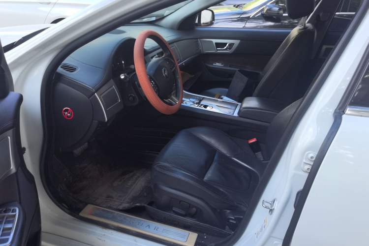 Used Jaguar XF 2015 XF 2.0T 80th Anniversary Collector's Edition Driver Seat