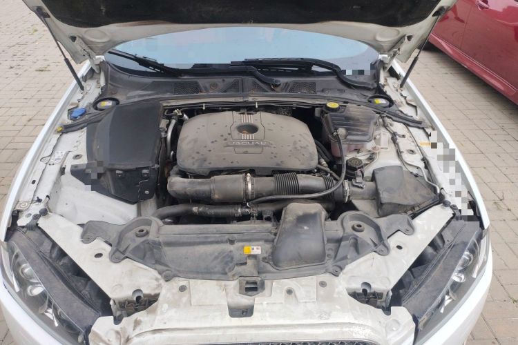 Used Jaguar XF 2015 XF 2.0T Sportbrake Luxury Edition Engine Bay