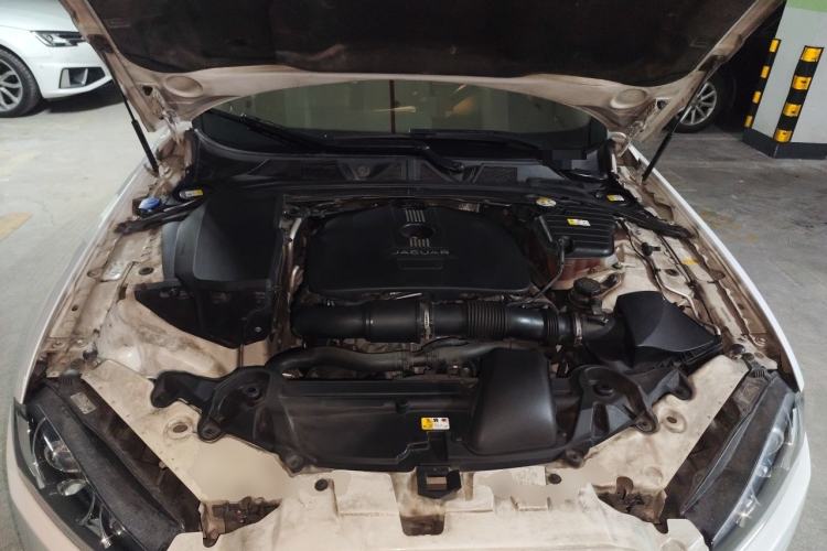 Used Jaguar XF 2015 XF 2.0T 80th Anniversary Collector's Edition Engine Bay