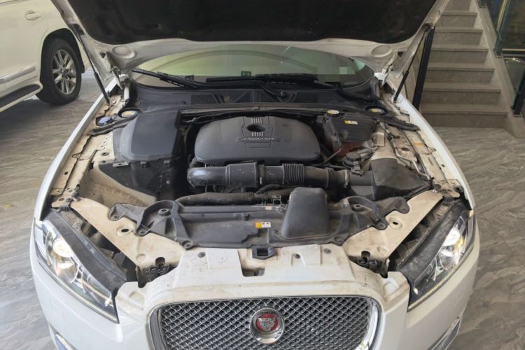 Used Jaguar XF 2015 XF 2.0T Sportbrake Luxury Edition Engine Bay