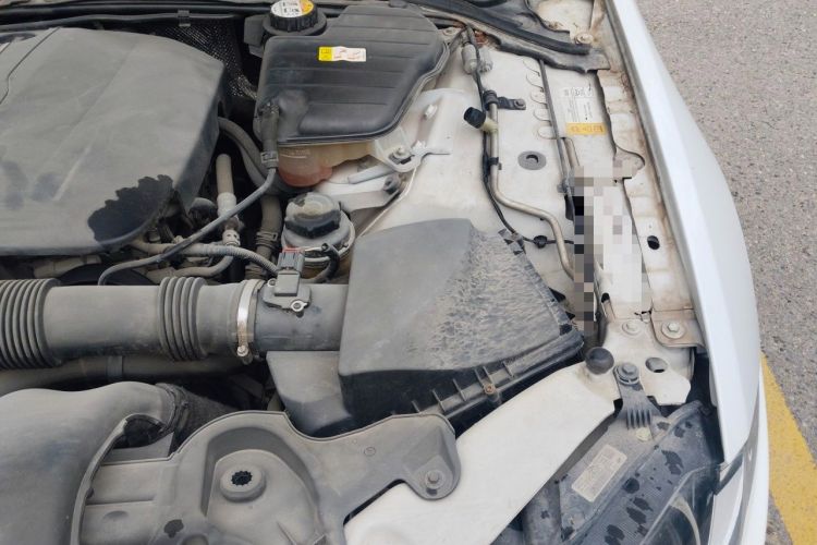 Used Jaguar XF 2015 XF 2.0T Prestige Edition Engine Bay Left