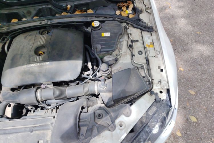 Used Jaguar XF 2015 XF 2.0T Prestige Edition Engine Bay Left