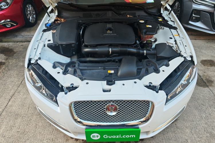Used Jaguar XF 2015 XF 2.0T Luxury Edition Engine Bay