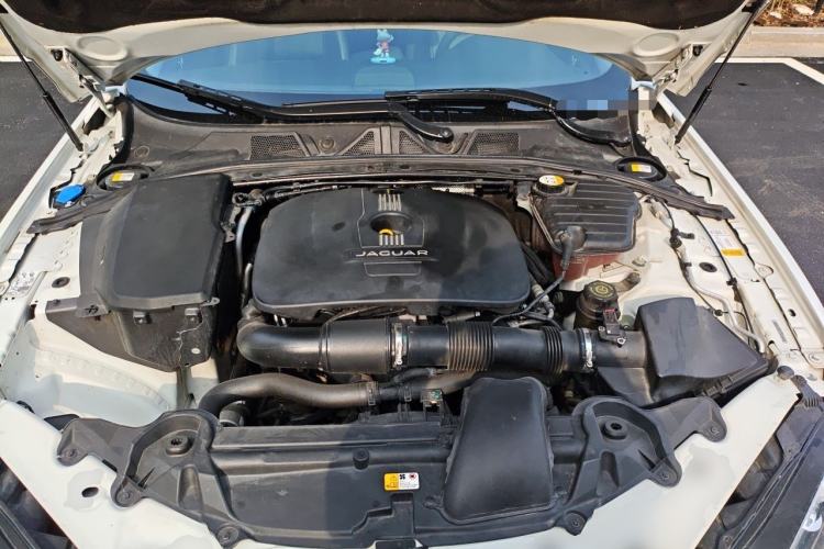 Used Jaguar XF 2015 XF 2.0T Sportbrake Luxury Edition Engine Bay