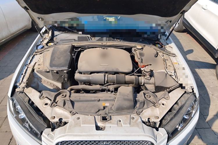Used Jaguar XF 2015 XF 2.0T Luxury Edition Engine Bay