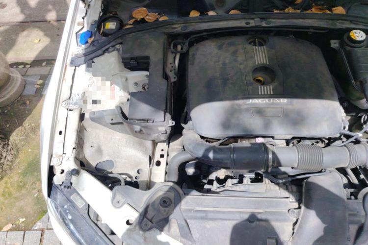 Used Jaguar XF 2015 XF 2.0T Prestige Edition Engine Bay Right