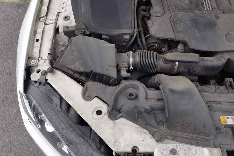 Used Jaguar XF 2015 XF 3.0 SC R-Sport Luxury Edition Engine Bay Right